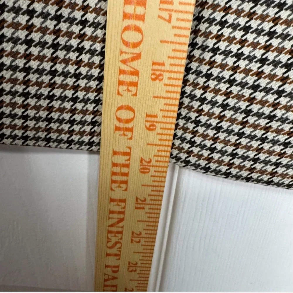H&M Black and‎ Cream Houndstooth Pencil Skirt
